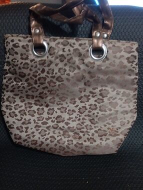 Leopard Print Tote Bag with Brown Accents
